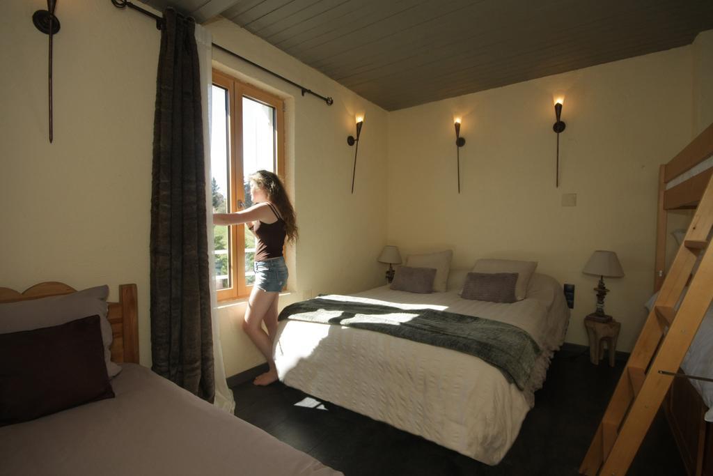 La Maison Du Bonheur Anlhiac ภายนอก รูปภาพ